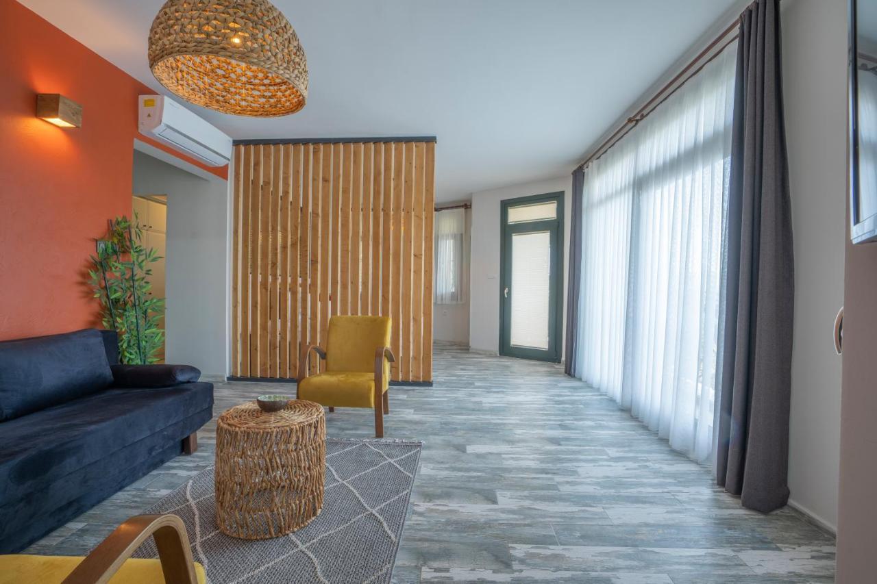 Villa Marine Hotel アクヤカ エクステリア 写真