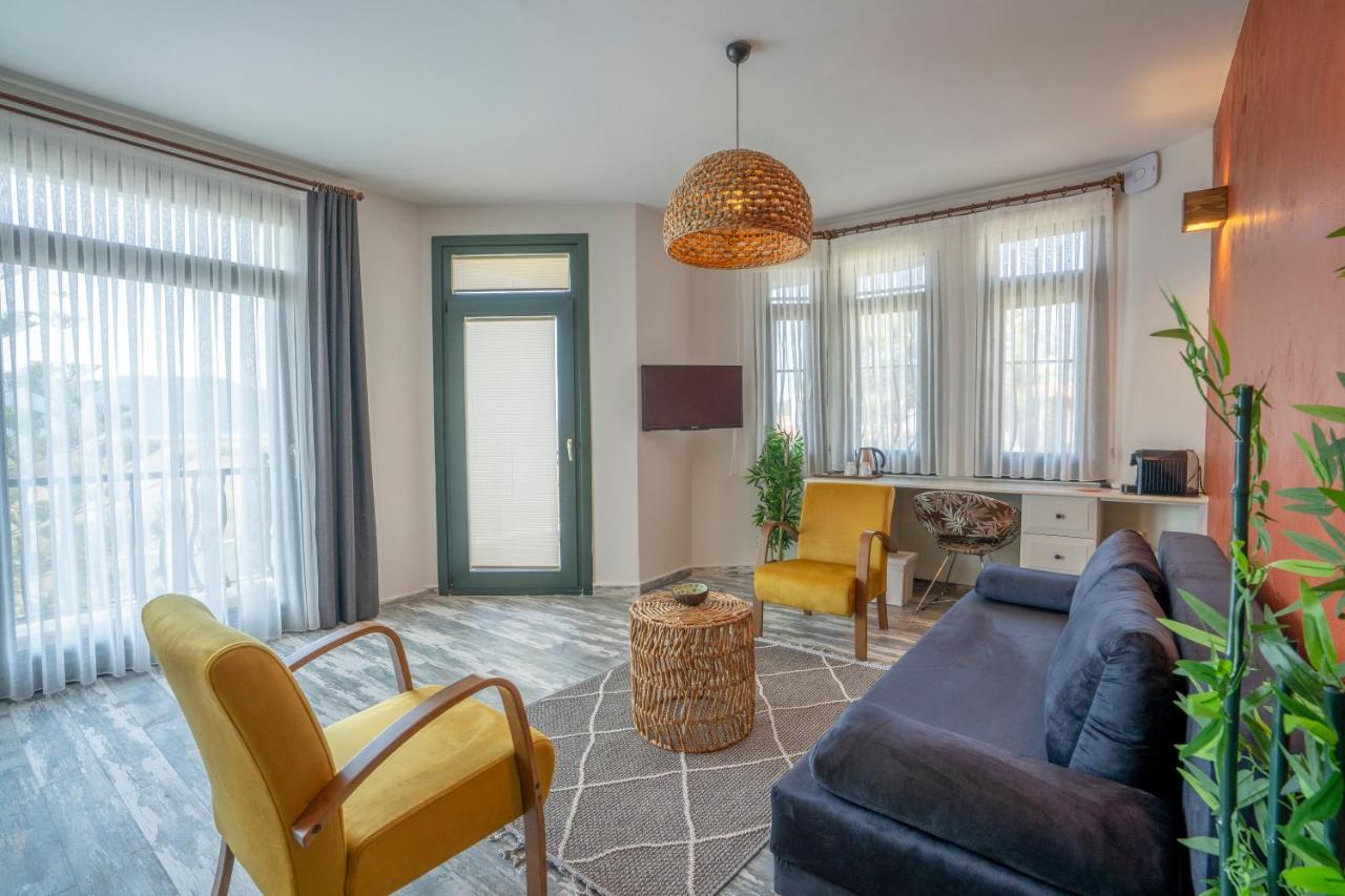 Villa Marine Hotel アクヤカ エクステリア 写真