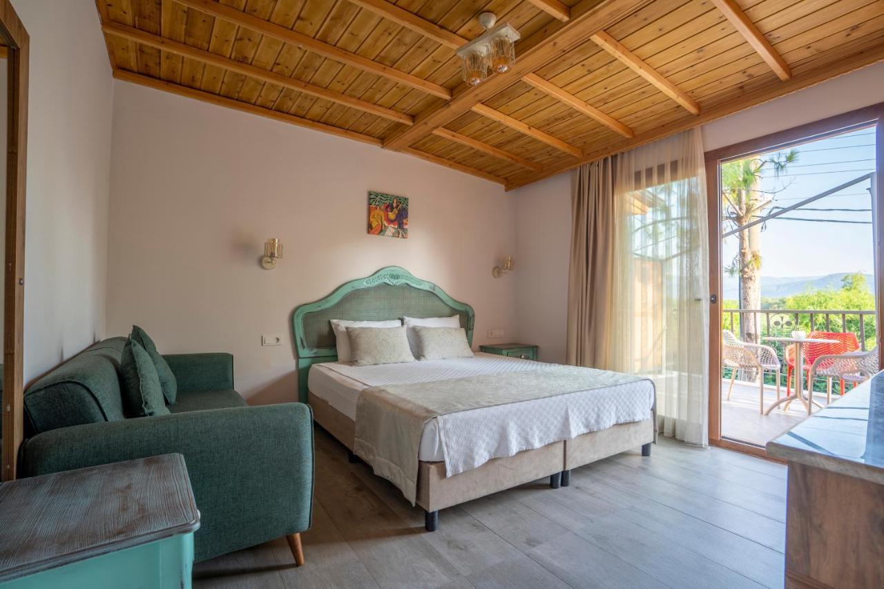 Villa Marine Hotel アクヤカ エクステリア 写真