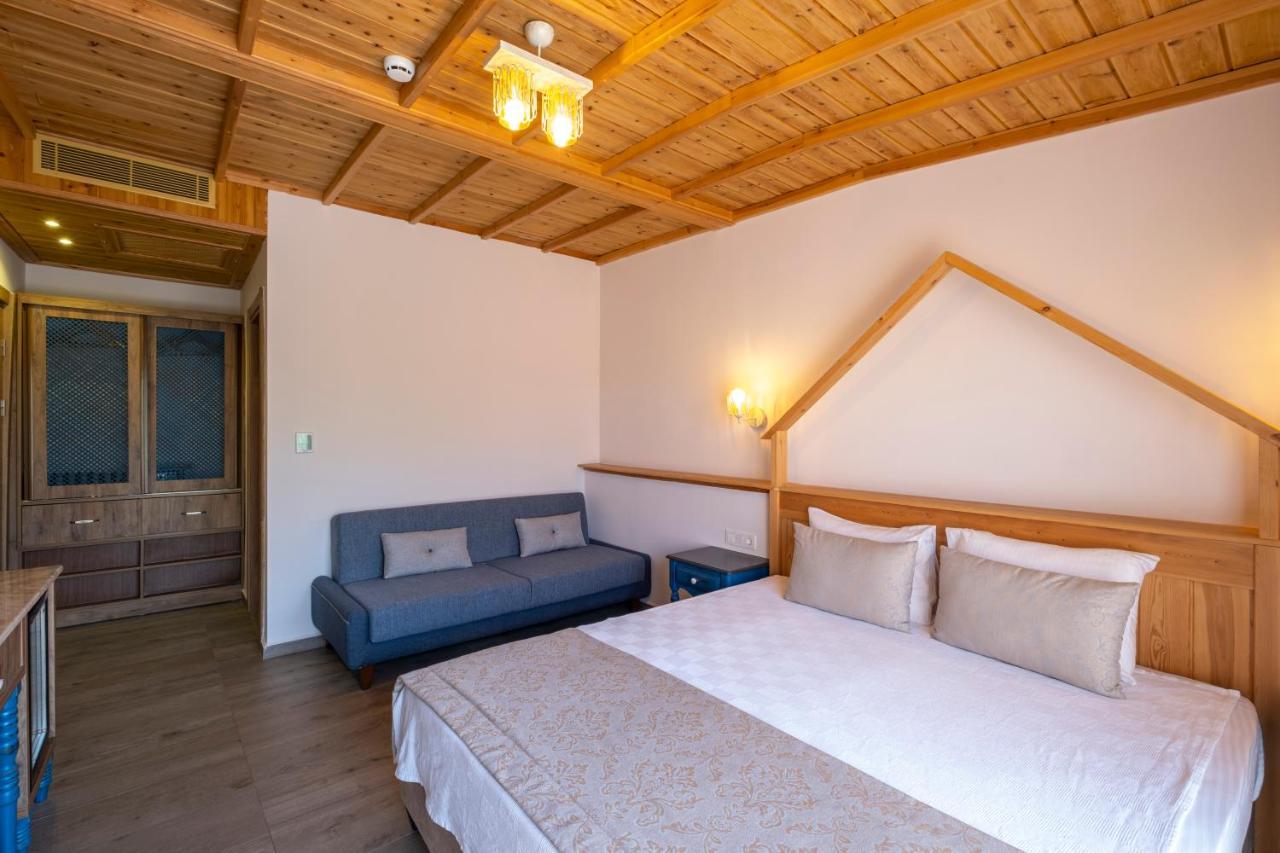 Villa Marine Hotel アクヤカ エクステリア 写真