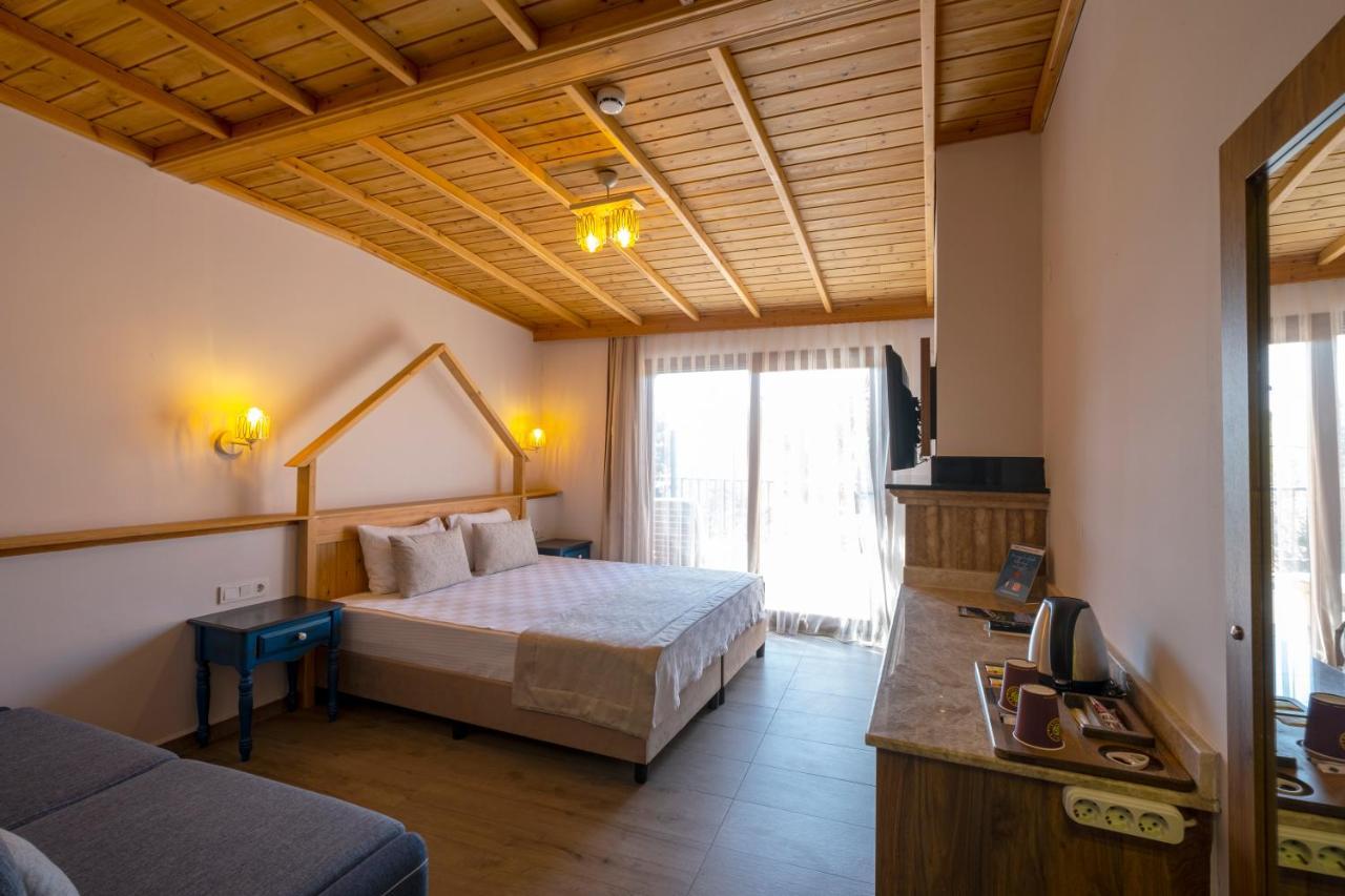 Villa Marine Hotel アクヤカ エクステリア 写真