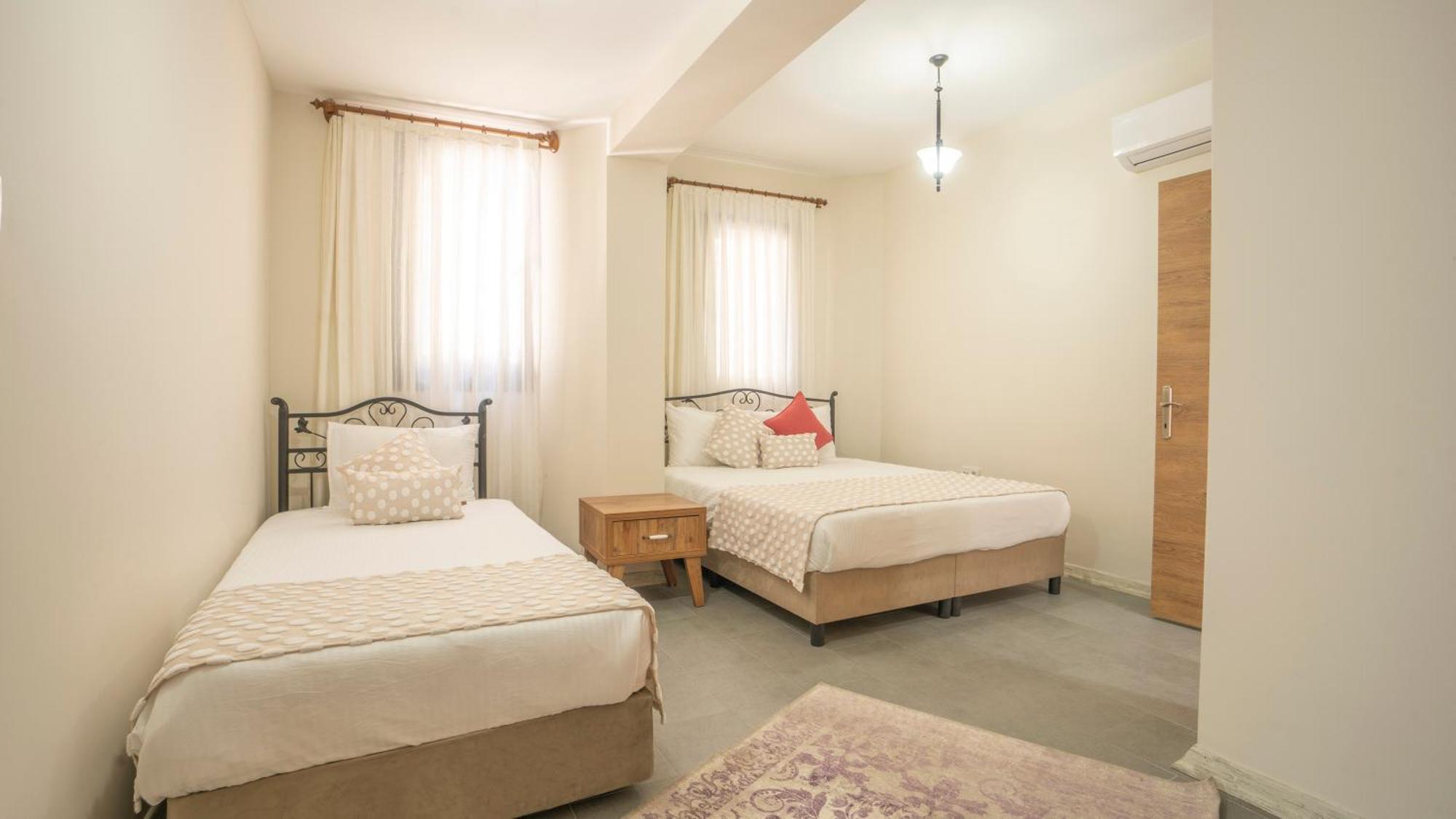 Villa Marine Hotel アクヤカ エクステリア 写真
