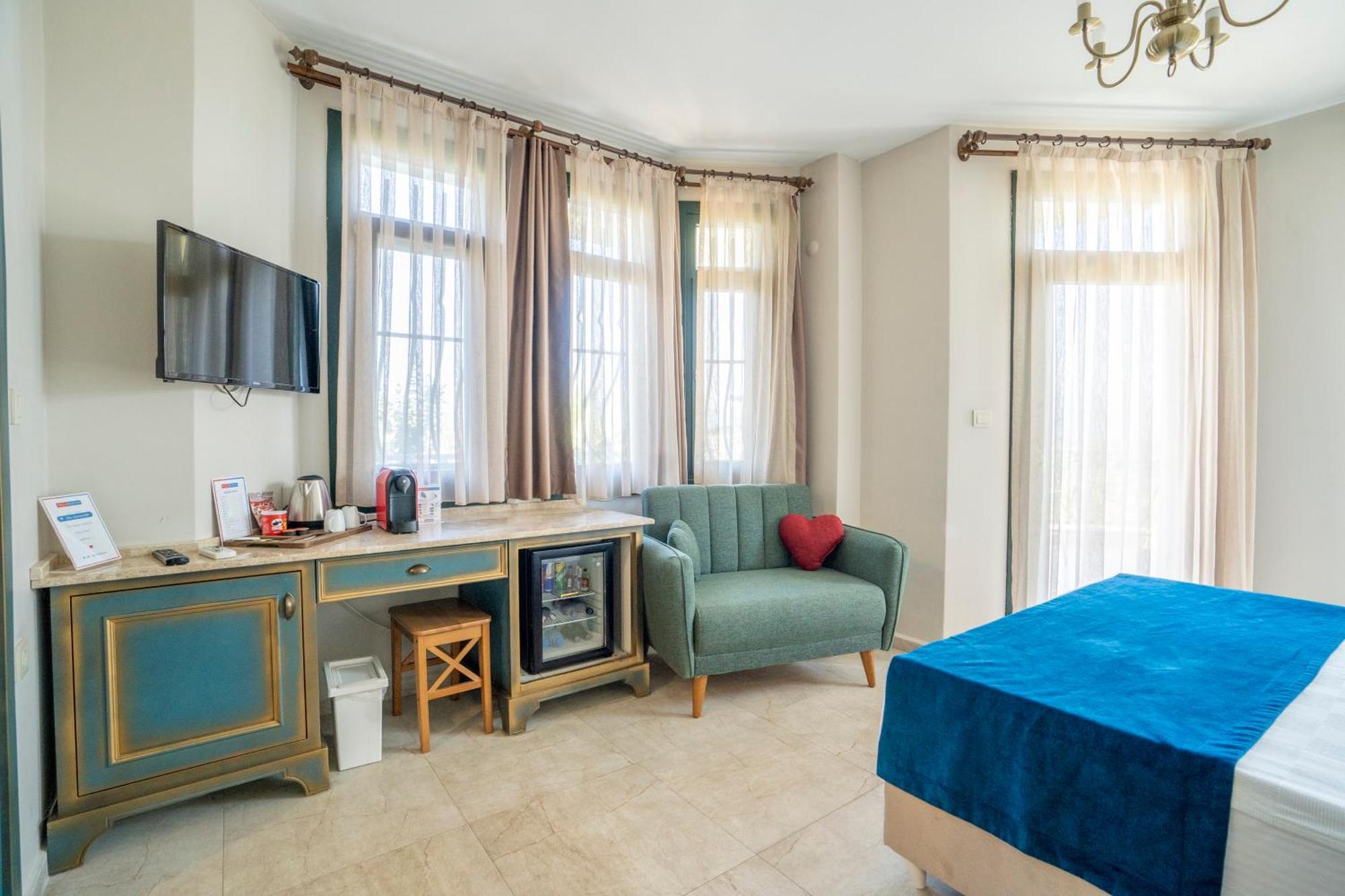 Villa Marine Hotel アクヤカ エクステリア 写真