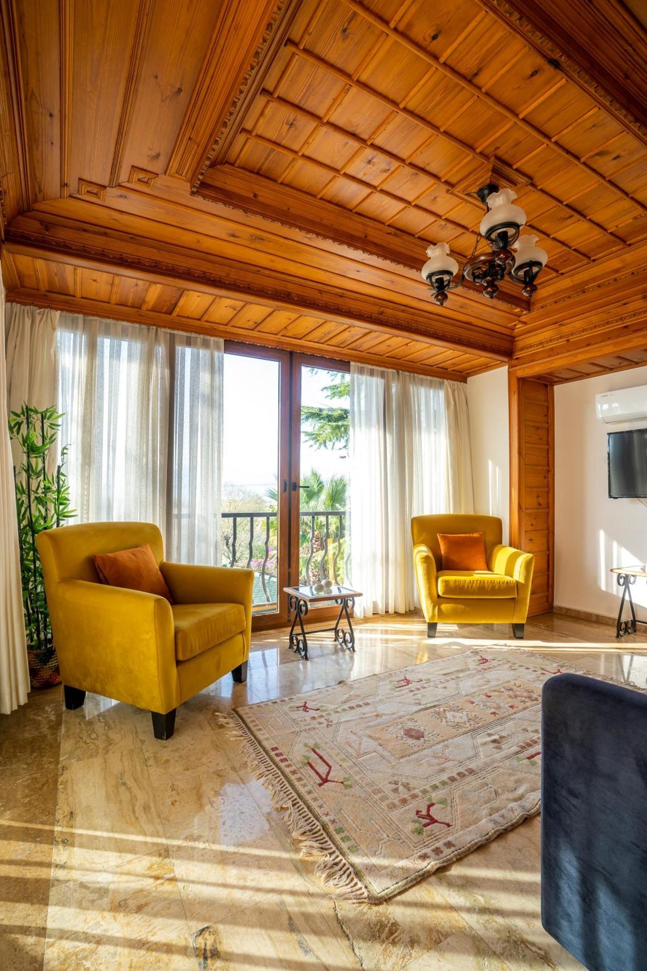 Villa Marine Hotel アクヤカ エクステリア 写真